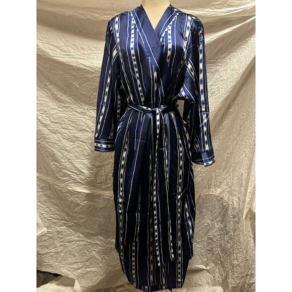 Nieman Marcus Natori II Small 100% Polyester Blue and White Stripped Robe - Picture 1 of 7